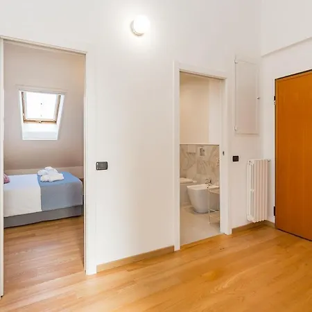 Apartment Romantic Navigli Attic Free Garage 255 X 520 Cm *