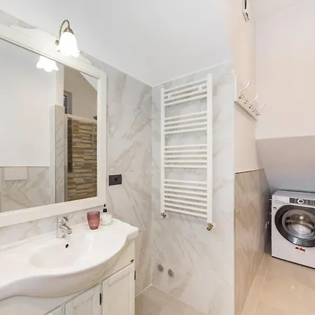 Romantic Navigli Attic Free Garage 255 X 520 Cm Apartment *
